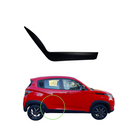 MOLDURA PUERTA TRASERA DERECHO MAHINDRA KUV 100 K6 K6RF