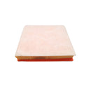 RECTANGULAR CON MARCO COLOR NARANJO, LA ZONA FILTRANTE ES DE MATERIAL PLEGADO AMARILLO CLARO, EN LA PARTE SUPERIOR TIENE UNA MALLA RIGIDA CON PATRON HEXAGONAL